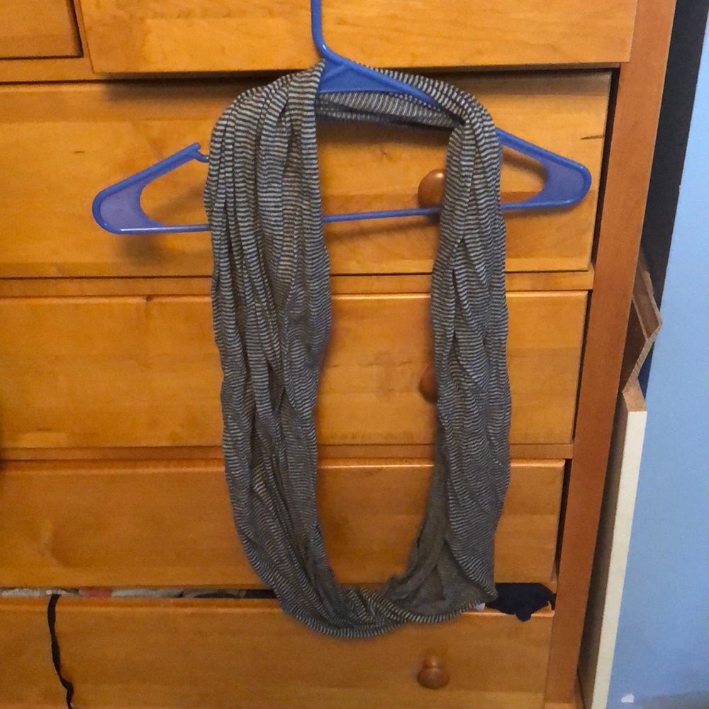 Wrap scarf
